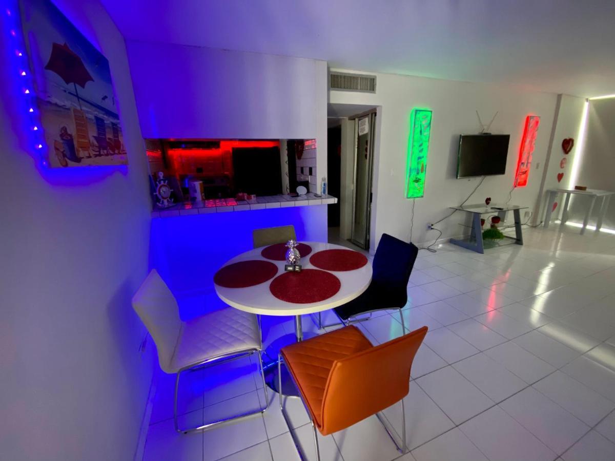 Hobie Oceanfront Apartment At Isla Verde San Juan Esterno foto