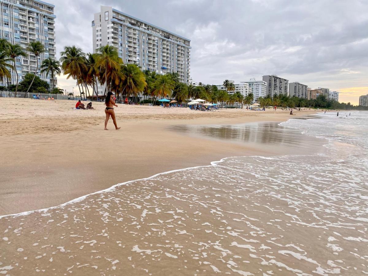 Hobie Oceanfront Apartment At Isla Verde San Juan Esterno foto
